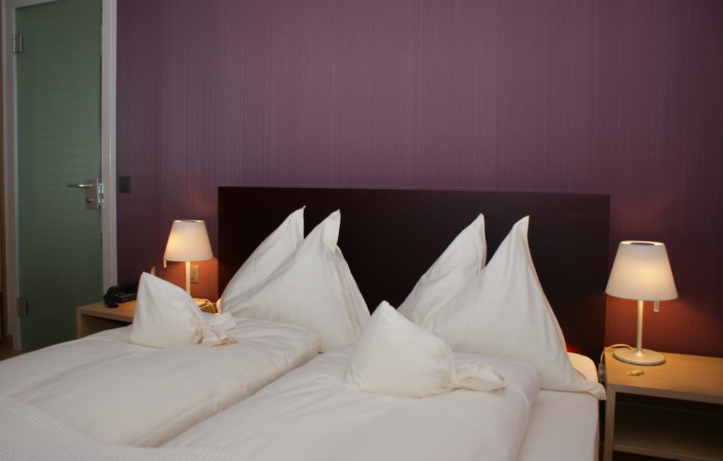 Hotel Jean-Jacques Rousseau La Neuveville Oda fotoğraf